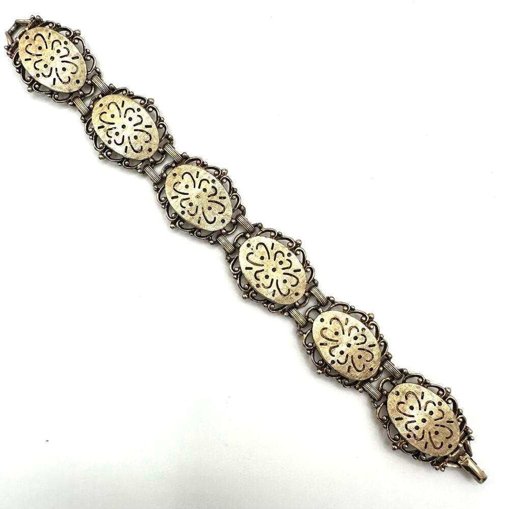 Emmons vintage gold tone dogwood floral textured flex link chain bracelet 7.25"
